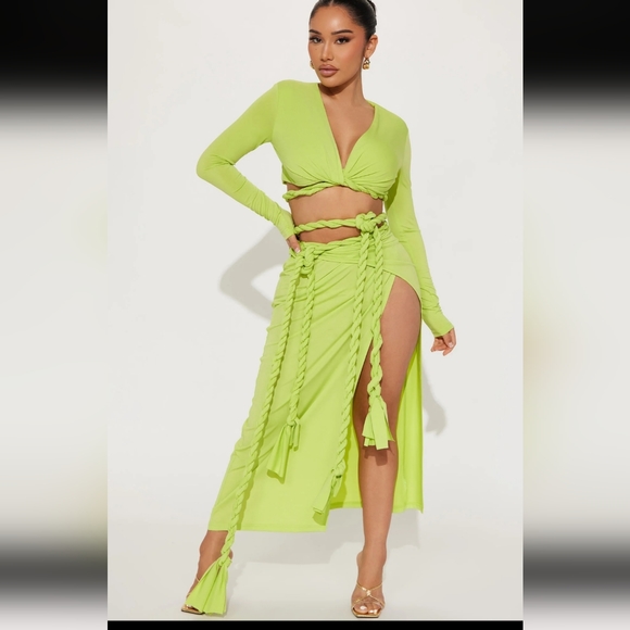 NWT, Fashion Nova skirt set in Lime, 3X - Picture 5 of 5